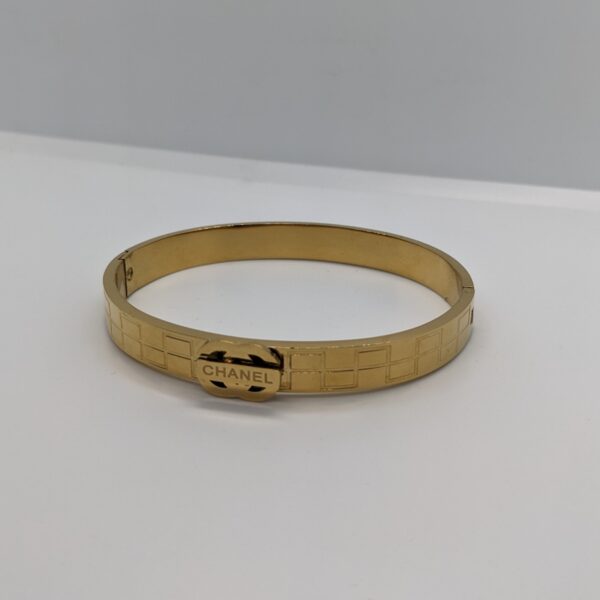 Gilded Texture Bangle